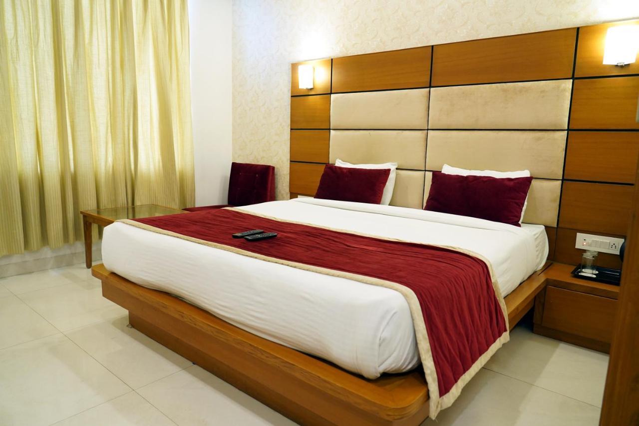 Coral Star Hotel Chandigarh